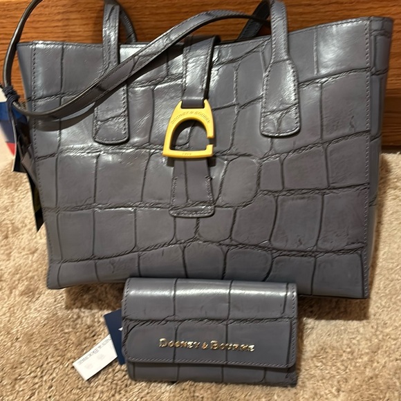 NWT DOONEY & BOURKE Tote, shoulder bag, satchel handbag, wallet, set steel blue - Picture 2 of 16